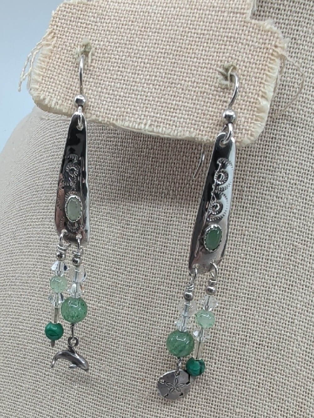 Vintage 925 Sterling Silver Green Stone Dolphin Sand Dollar Dangle Earrings - Picture 12 of 17
